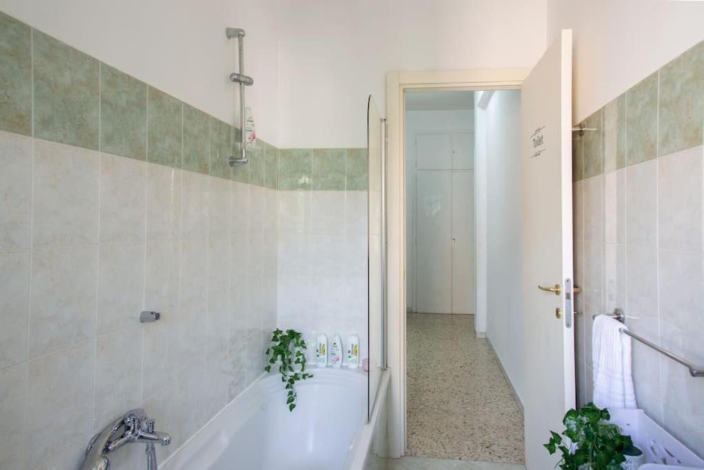 Home Bernadette Rzym Zewnętrze zdjęcie