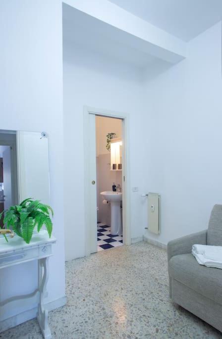 Home Bernadette Rzym Zewnętrze zdjęcie